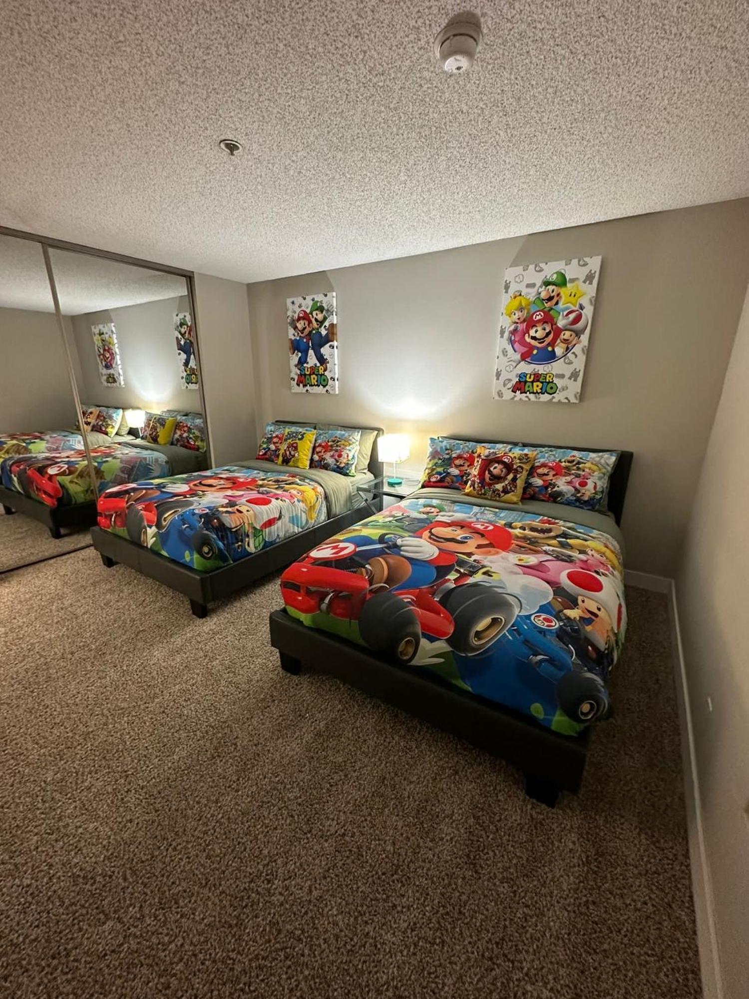 Hollywood Apartment Mario&Gucci With Pool ロサンゼルス エクステリア 写真